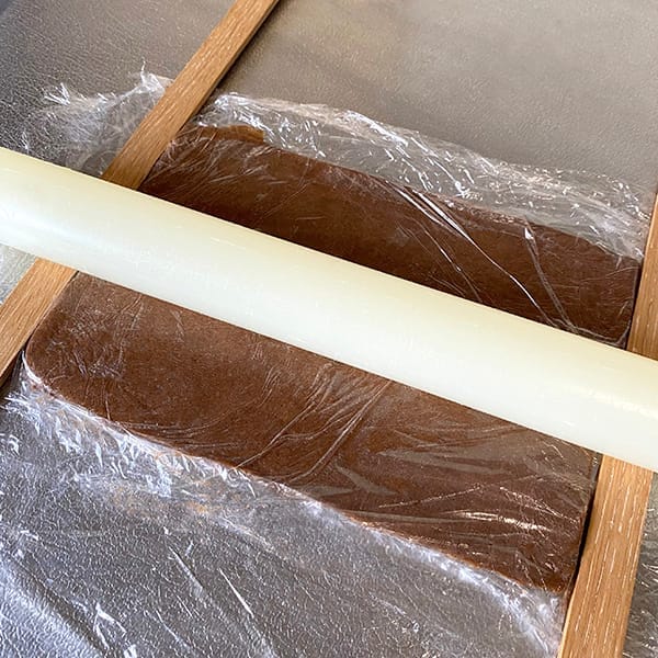 gevulde speculaas uitrollen gevulde speculaas uitrollen